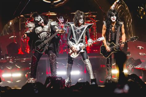 Complete List Of Kiss Band Members - ClassicRockHistory.com