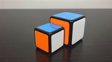 1x1 Rubik's cube world record 0.1 seconds - YouTube