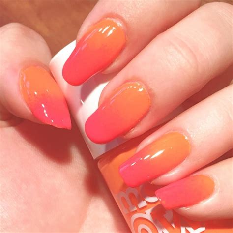 20+ Gradient Nail Art Designs, Ideas | Design Trends - Premium PSD ...