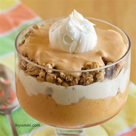 Pumpkin Spice Yogurt Parfait {Healthy Snacks} ⋆ Its Yummi