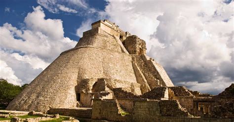 Feature article on Mayan ruins of Uxmal in Yucatan, Mexico: photos and ...