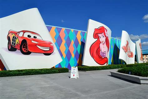 Themed rooms at Disney World (including Lion King, Little Mermaid, - WDW Prep School