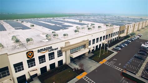 Amazon to install solar on 15 U.S. fulfillment center rooftops in 2017