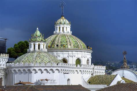 Current time in Quito, Ecuador. Local Time Zone. Time difference.