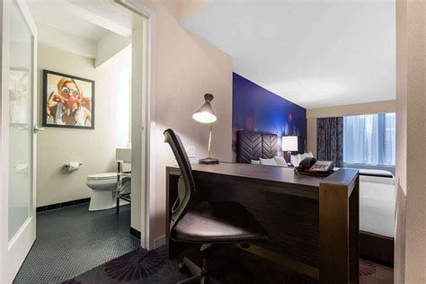 THE CHICAGO HOTEL COLLECTION MAGNIFICENT MILE - Hotel Reviews, Photos, Rate Comparison - Tripadvisor