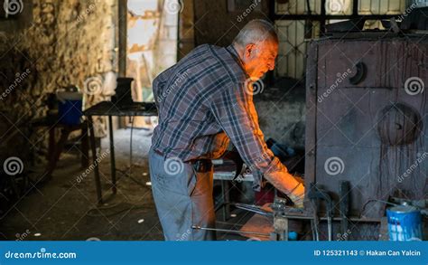 Ironsmith Working in His Workshop in Adiyaman City Historical Old Oturakci Bazaar Inside the Old ...