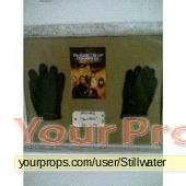 Ghosts of Mars Ice Cube's gloves original movie costume