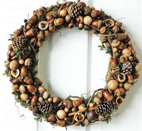 DIY Ideas for Eco Friendly Christmas, Acorn Christmas Decorations