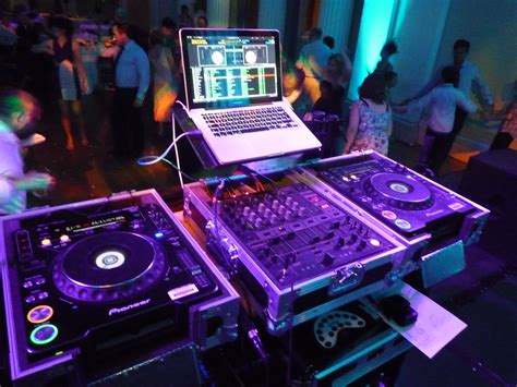 Professional DJ setup | Pioneer CDJ1000s, Pioneer Mixer, Mac… | Flickr