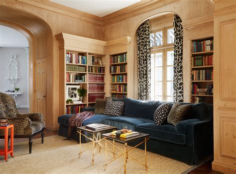 A Chicago House That Blends Traditional Style and Colorful Flourishes | Architectural Digest