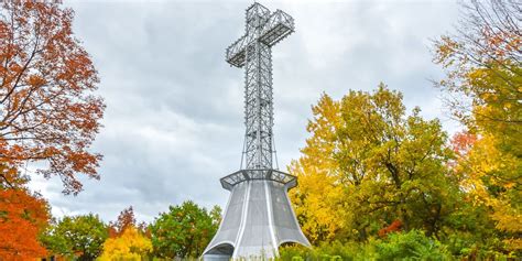 Opinion: Montreal Should Remove The Mount Royal Cross After The CAQ's ...