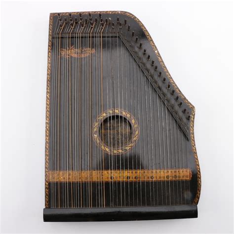 Antique Menzenhauer's Guitar-Zither No. 2 1/2 | EBTH