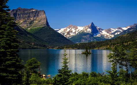 Saint Mary Lake, Wild Goose Island, Glacier National Park, Montana ...