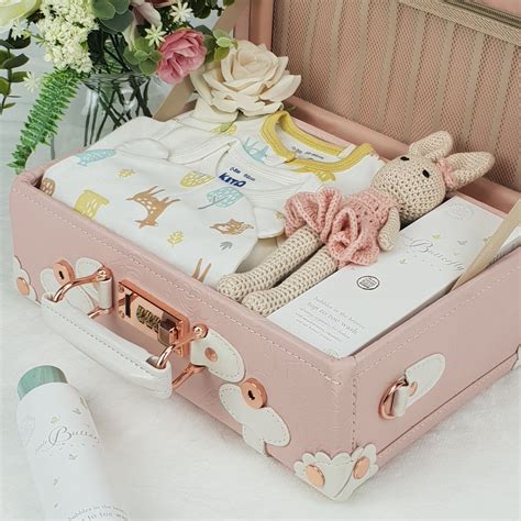 Little Luxury Baby Girl Gift Hamper - naturalbabybox.co.uk