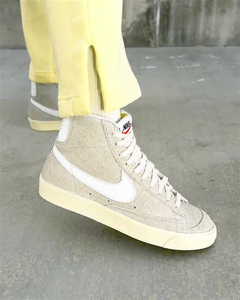 Nike Blazer Mid '77 Vintage Women's Shoe. Nike MY