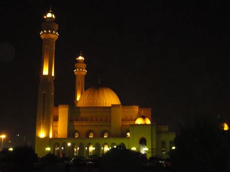 1001 Mosques: Al Fateh Grand Mosque in Manama, Bahrain