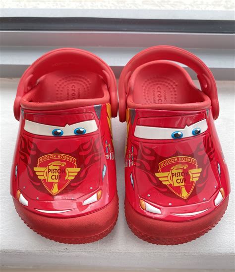 Crocs™ Fun Lab Lights Disney And Pixar Lightning Mcqueen Clog In Red ...