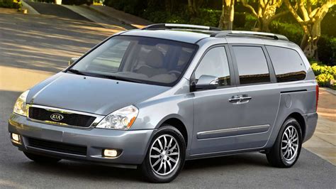 Kia Sedona Minivan Is Recalled Due to a Fire Risk - Consumer Reports