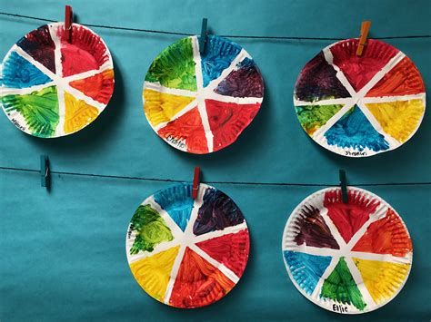 Color Wheel craft Wheel Craft, Color Wheel, Kids Rugs, Activities, Hummingbirds, Crafts ...