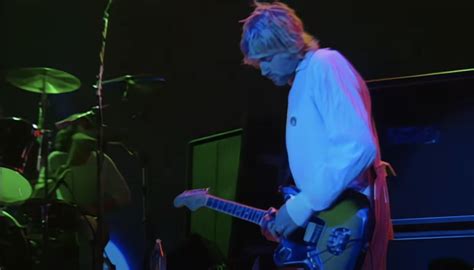 Watch Nirvana's legendary Reading 1992 set in full in remastered 4K ...