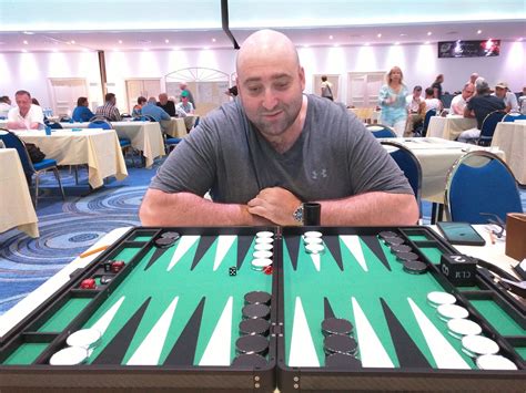 Famous player portrait : Mike « Falafel » Natanzon - Backgammon Rules