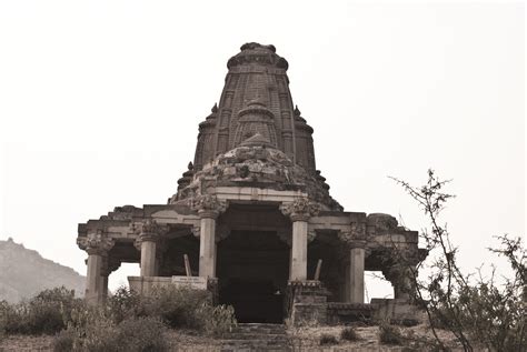 bargaining angles #1 | bhangarh fort ruins, alwar, rajasthan… | Flickr