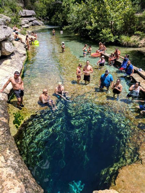 Jacob’s Well: A Swimming Hole for Thrill Seekers in the Heart of Texas – Unusual Places