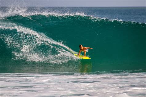 Hawaii Surf Lessons | THE BEST SURF SCHOOL IN MAUI