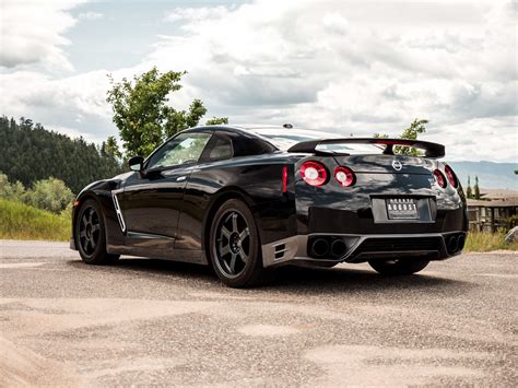 Pre-Owned 2016 Nissan GT-R Black Edition Coupe in Kelowna #ACO-1305J* | August Luxury Motorcars