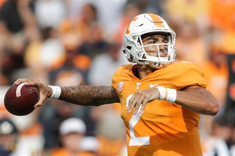 Tennessee football 2020 recruiting class dead period evaluation: Vols QBs