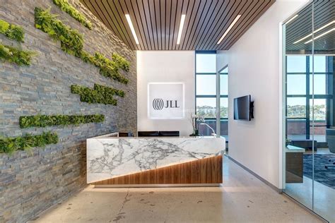 IDStudios-JLL-Reception02-JN | Office Snapshots | Office reception ...