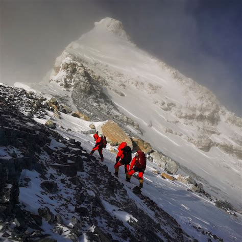 Everest Mountain India