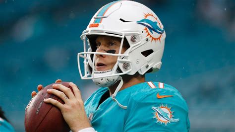 2018 Miami Dolphins starters, 53-man roster, schedule prediction ...