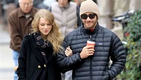 Jake Gyllenhaal felt romance with Taylor Swift got 'overwhelming'; source