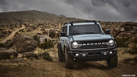 Ford Bronco | 2021MY Badlands Four-Door (Color: Cactus Gray) | Front