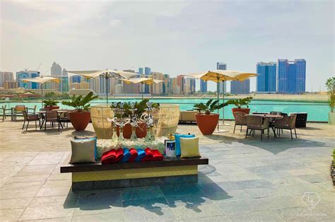 Hotel Review: Rosewood Abu Dhabi