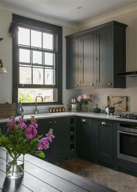 10+ Dark Gray Cabinets Kitchen – HomeDecorish