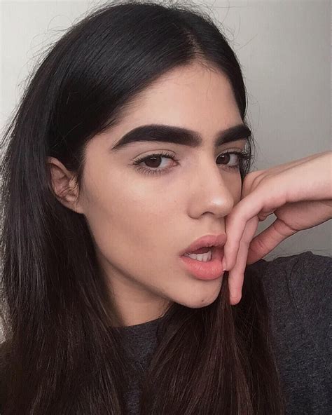 Natalia Castellar | Eyebrow growth oil, Eyebrow growth serum, Eyebrow ...