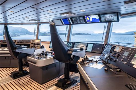 Wärtsilä delivers advanced bridge solution for Lindblad Expedition’s ...