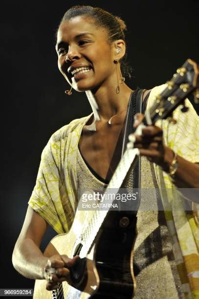 526 Ayo (Singer) Stock Photos, High-Res Pictures, and Images - Getty Images