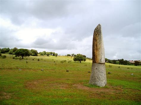 Dólmenes y Menhires: MENHIR DA BULHOA - MONSARAZ (PORTUGAL)