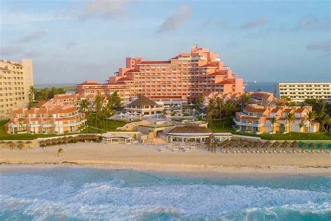 Wyndham Grand Cancun All-Inclusive Resort & Villas opening November 1, 2022