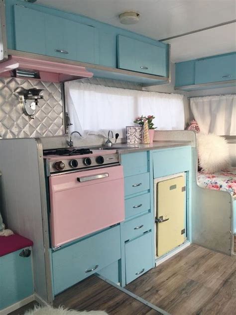 8 Retro Camper Interiors for your Vintage RV - Finding Mandee | Vintage ...