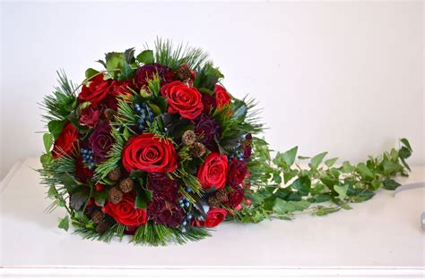 Wedding Flowers Blog: Jemma's Christmas Wedding Flowers, Solent Spa