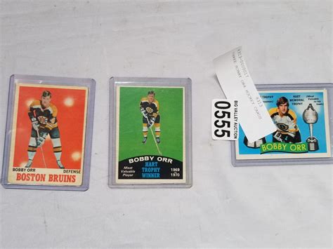 THREE BOBBY ORR HOCKEY CARDS - Big Valley Auction