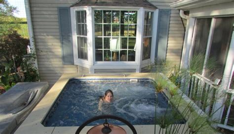 Benefits of Installing a Plunge Pool - Pros, Cons and Types - Hi Boox