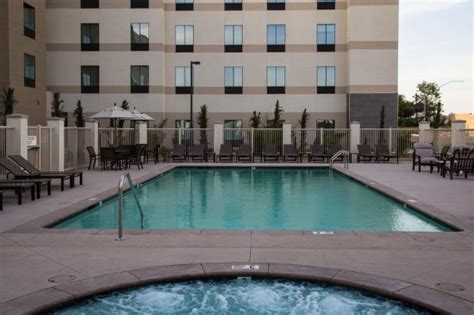 Hampton Inn & Suites by Hilton Murrieta - UPDATED 2018 Prices, Reviews ...