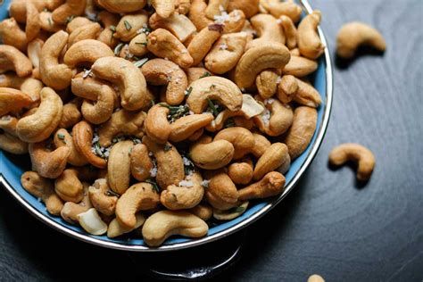 7 Best Nuts For Protein | 33Fuel®