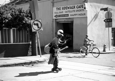 funny guy | roller blading with guitar | Paolo Gamba | Flickr