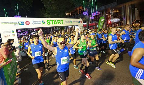 Standard Chartered Marathon Singapore 2016 | Honeycombers Singapore